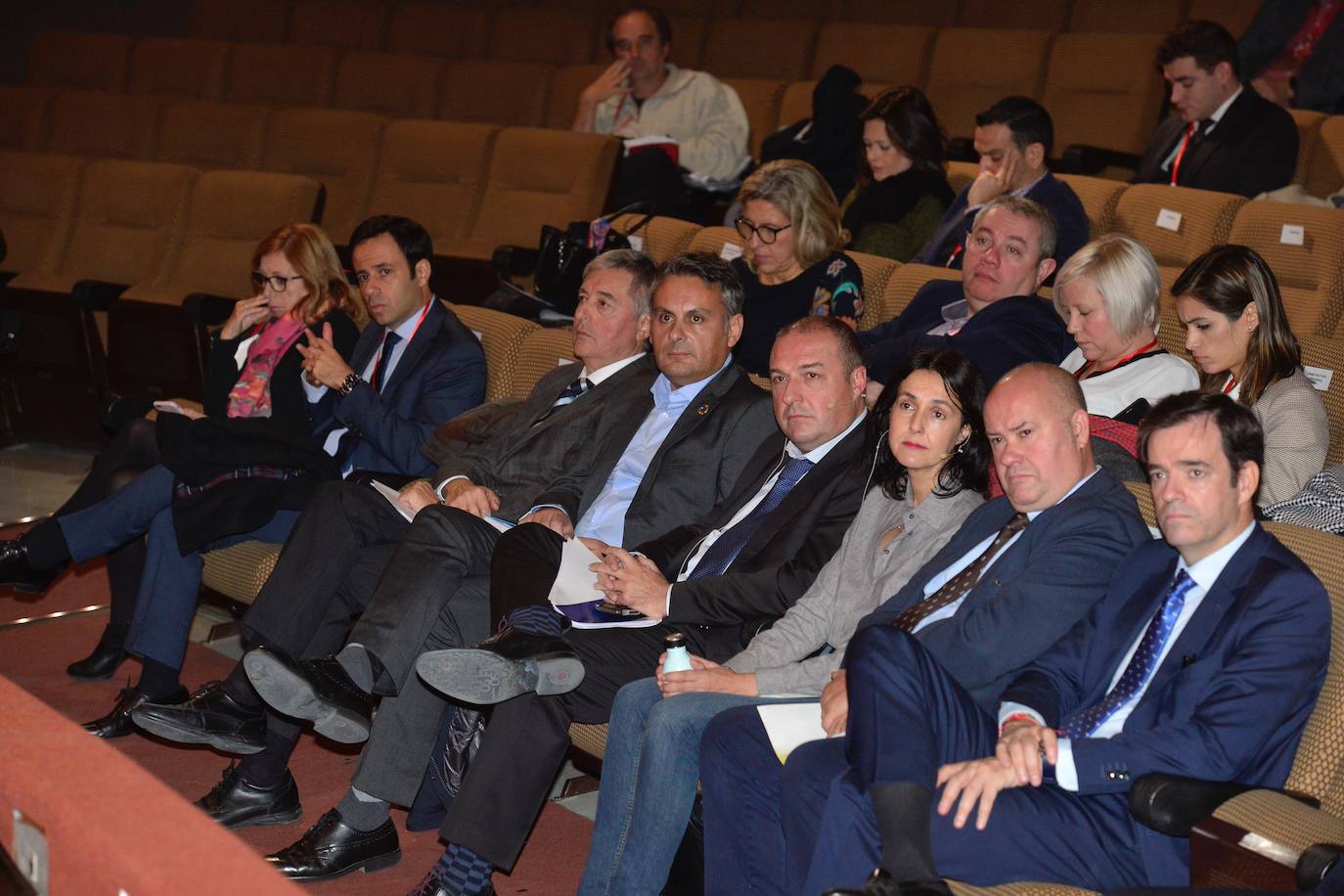 Expertos y directivos destacan en un foro de LA VERDAD las iniciativas puestas en marcha para a cumplir los 17 objetivos que marca la ONU antes de 2030.