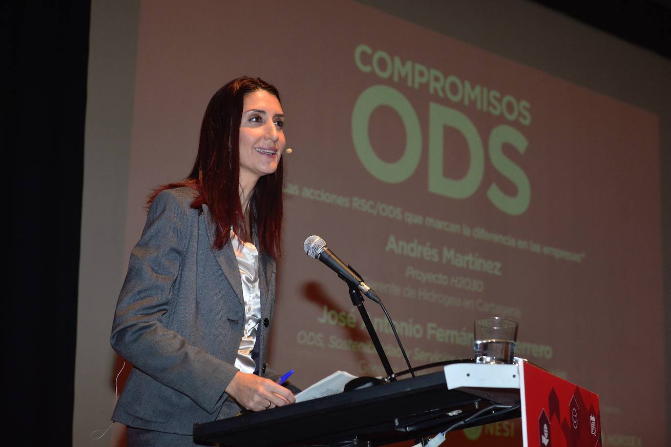 Expertos y directivos destacan en un foro de LA VERDAD las iniciativas puestas en marcha para a cumplir los 17 objetivos que marca la ONU antes de 2030.