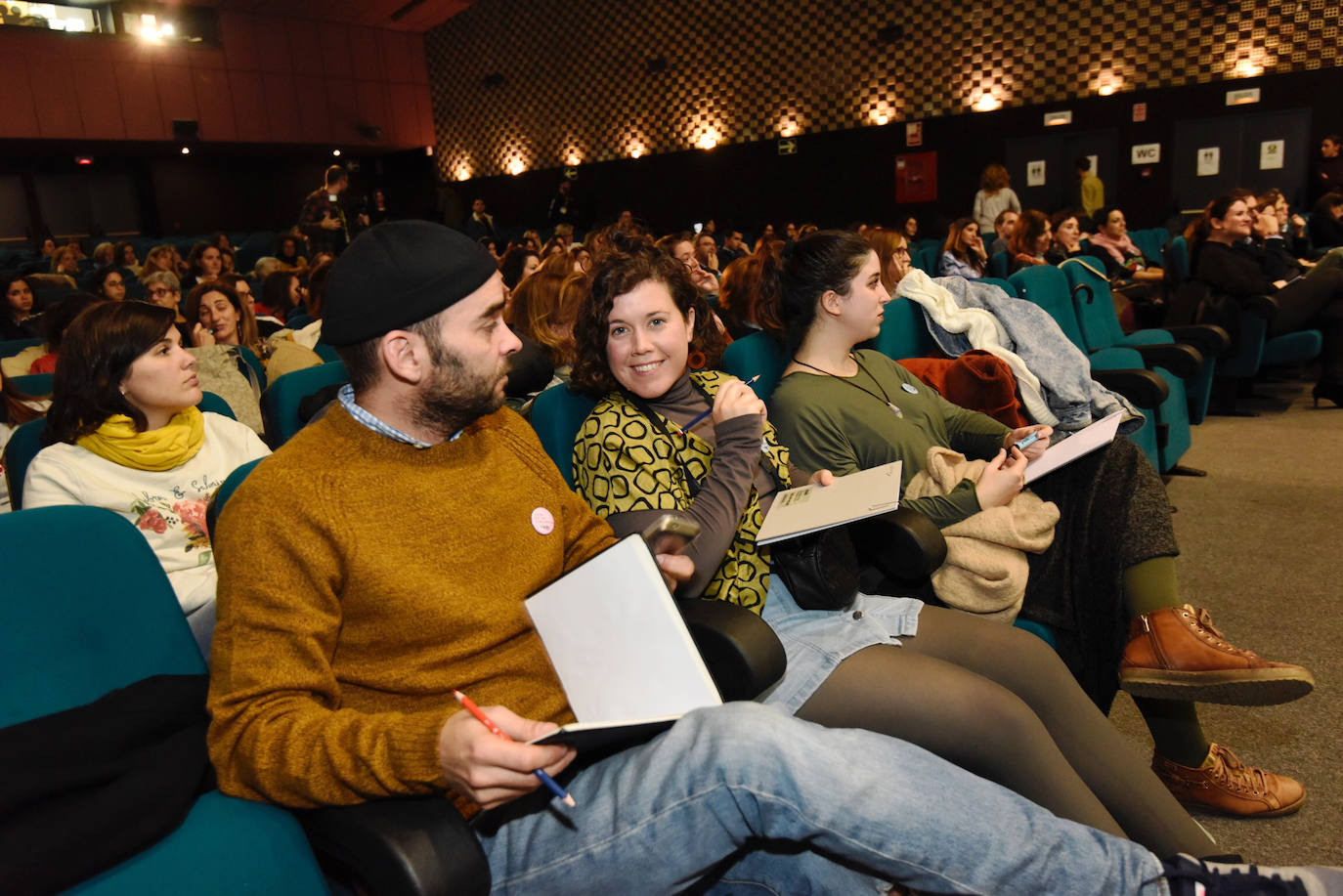 El Proyecto Aula, organizado por el diario LA VERDAD, reúne a especialistas de la educación que apuestan por la inteligencia emocional y la creatividad.