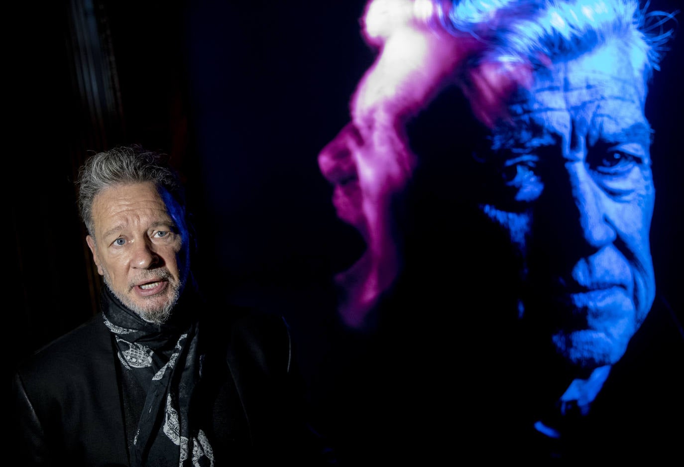 El Festival Internacional de Cine de Cartagena (FICC) inauguró, con motivo de su 48 edición, la exposición 'Psychogenic Fugue', un trabajo del estadounidense Sandro Miller que une a los actores y directores John Malkovich y David Lynch.