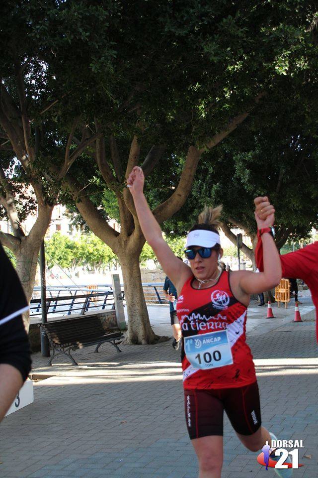 El atleta de la UCAM completa los 6 kilómetros en 19:09 minutos, por los 23:04 de la corredora del Bitec Tri Impulso