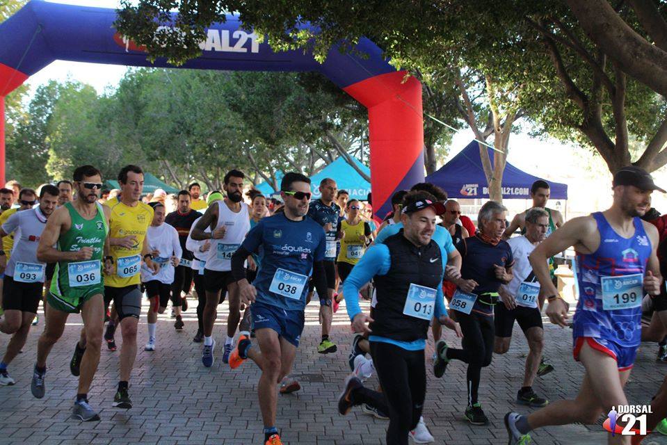 El atleta de la UCAM completa los 6 kilómetros en 19:09 minutos, por los 23:04 de la corredora del Bitec Tri Impulso