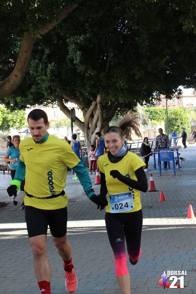 El atleta de la UCAM completa los 6 kilómetros en 19:09 minutos, por los 23:04 de la corredora del Bitec Tri Impulso