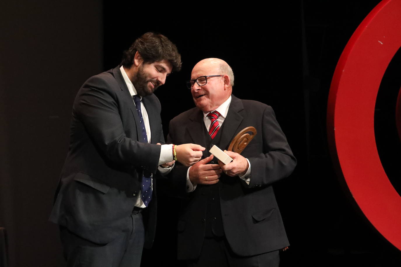 Seis firmas de Lorca y Puerto Lumbreras fueron reconocidas por su trayectoria y se galardonó al empresario Antonio Ruiz Rojo.