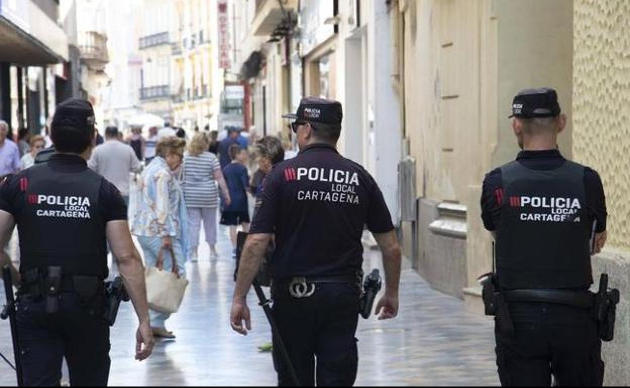 Policía Local de Cartagena en una foto de archivo.