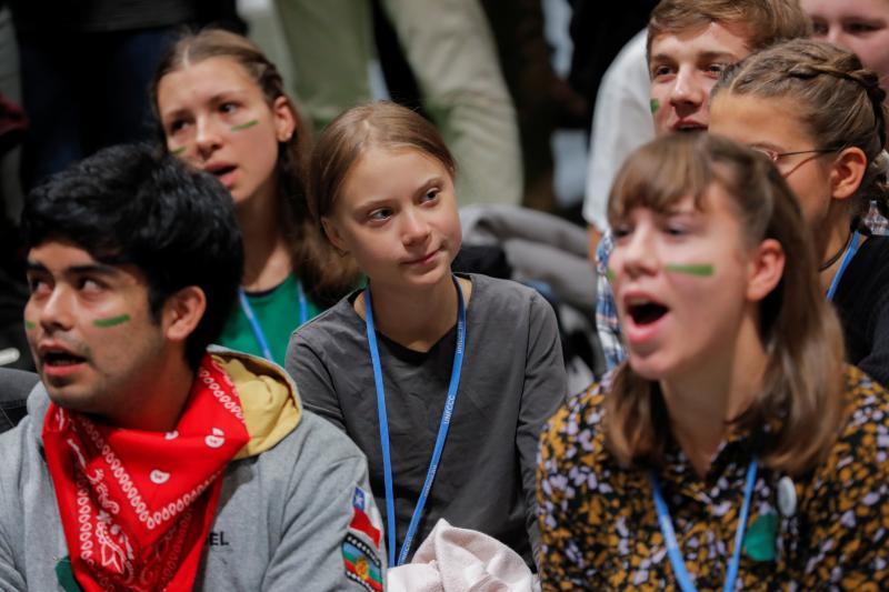 Fotos: Greta Thunberg se une a la sentada por la inacción contra la emergencia climática