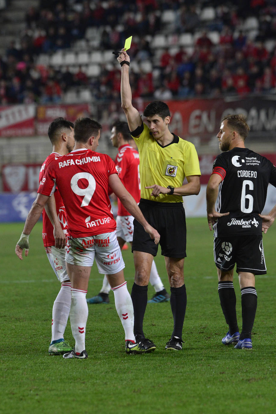 El Cartagena fue mejor en la primera parte, pero el amor propio de los de Adrián Hernández decantó un duelo en el que marcaron Edu Luna y Víctor Meseguer