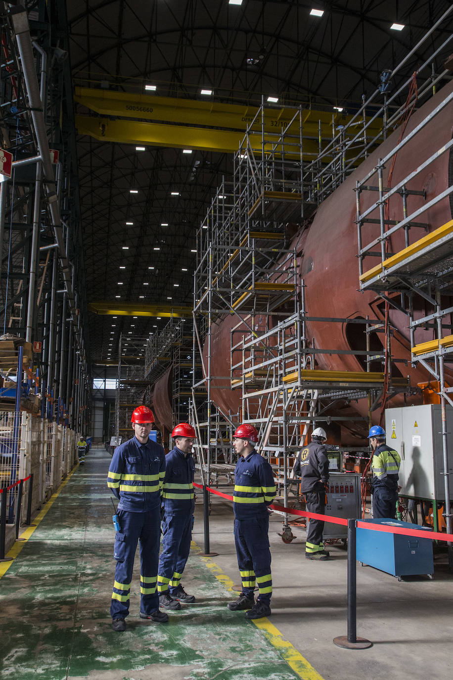 Tras el embarque de las baterías y la unión del sistema eléctrico comenzarán las pruebas en el mar, para entregarlo a la Armada en 2022