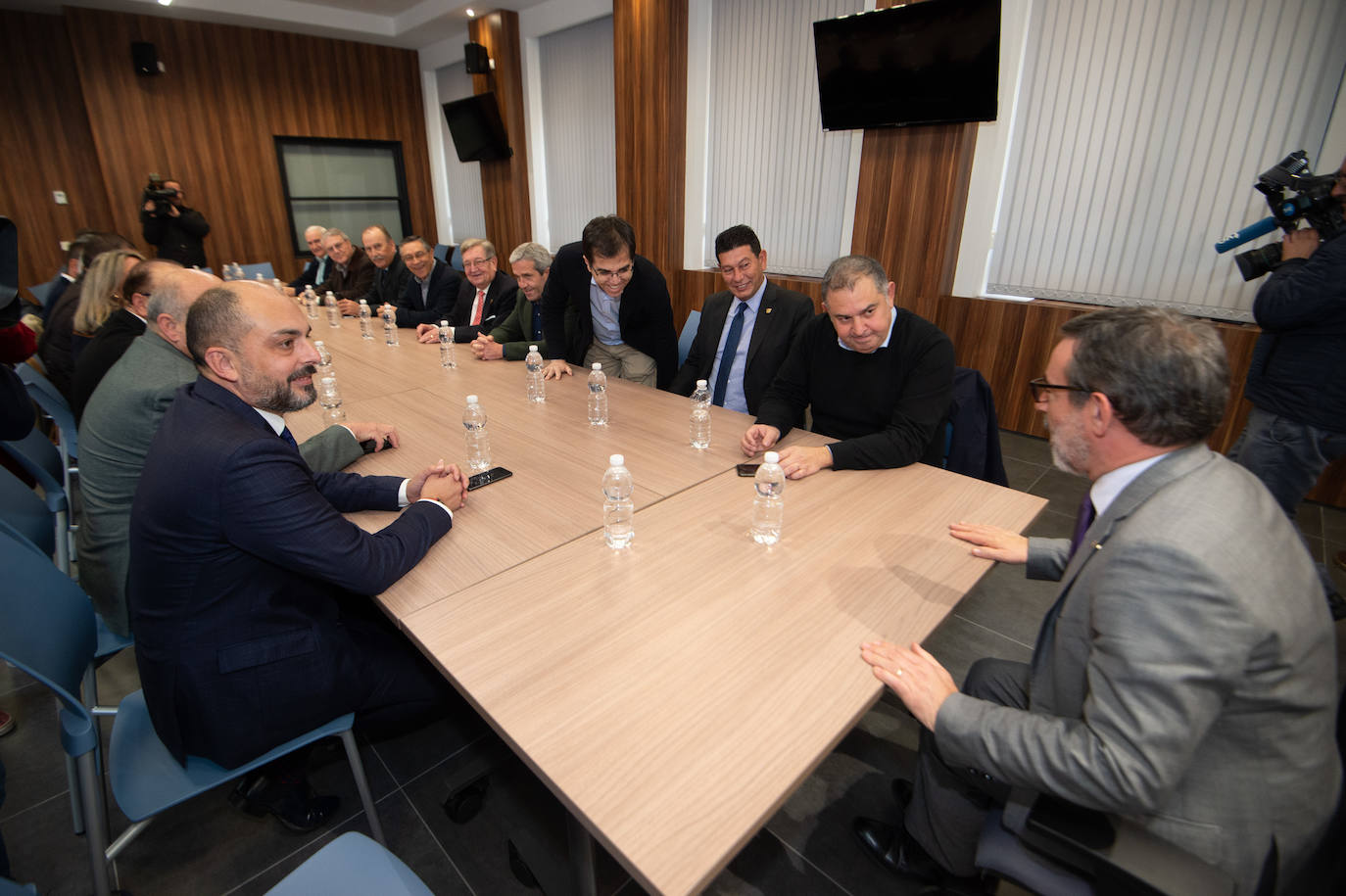 El presidente del Scrats, Lucas Jiménez, critica «cierta prepotencia» que les llega desde Madrid a su preocupación