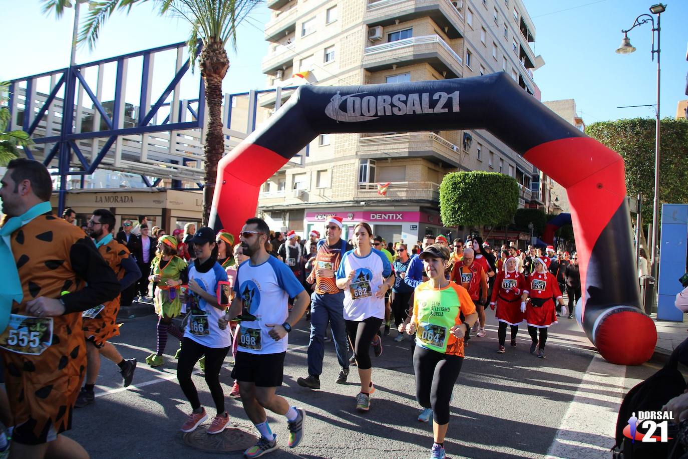 El corredor del UCAM Cartagena completa los cinco kilómetros en 15:33 minutos, por los 18:34 para la atleta del Club Atletismo Puertas Lorca