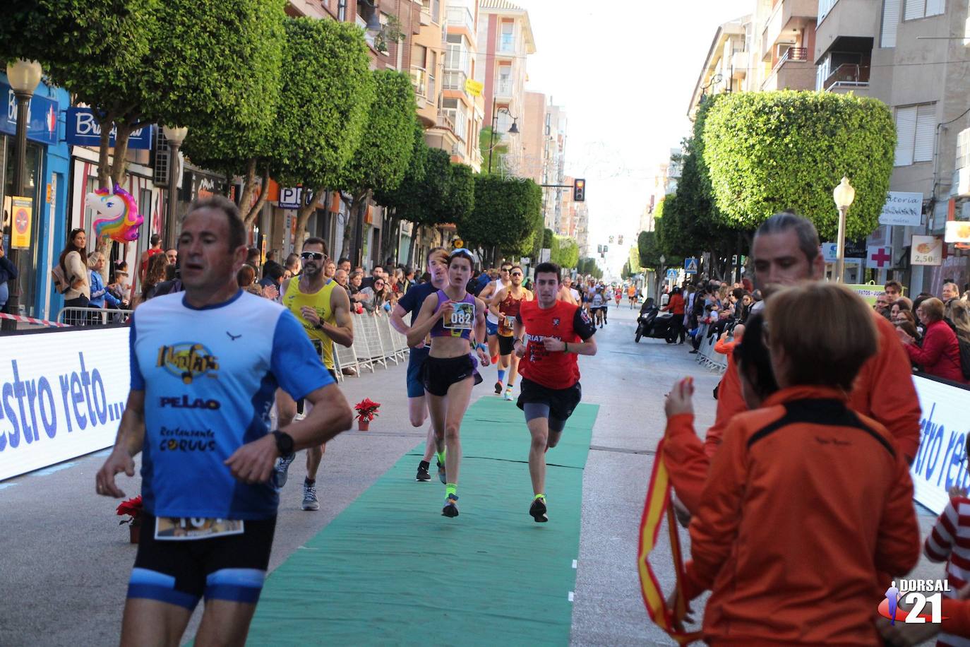 El corredor del UCAM Cartagena completa los cinco kilómetros en 15:33 minutos, por los 18:34 para la atleta del Club Atletismo Puertas Lorca