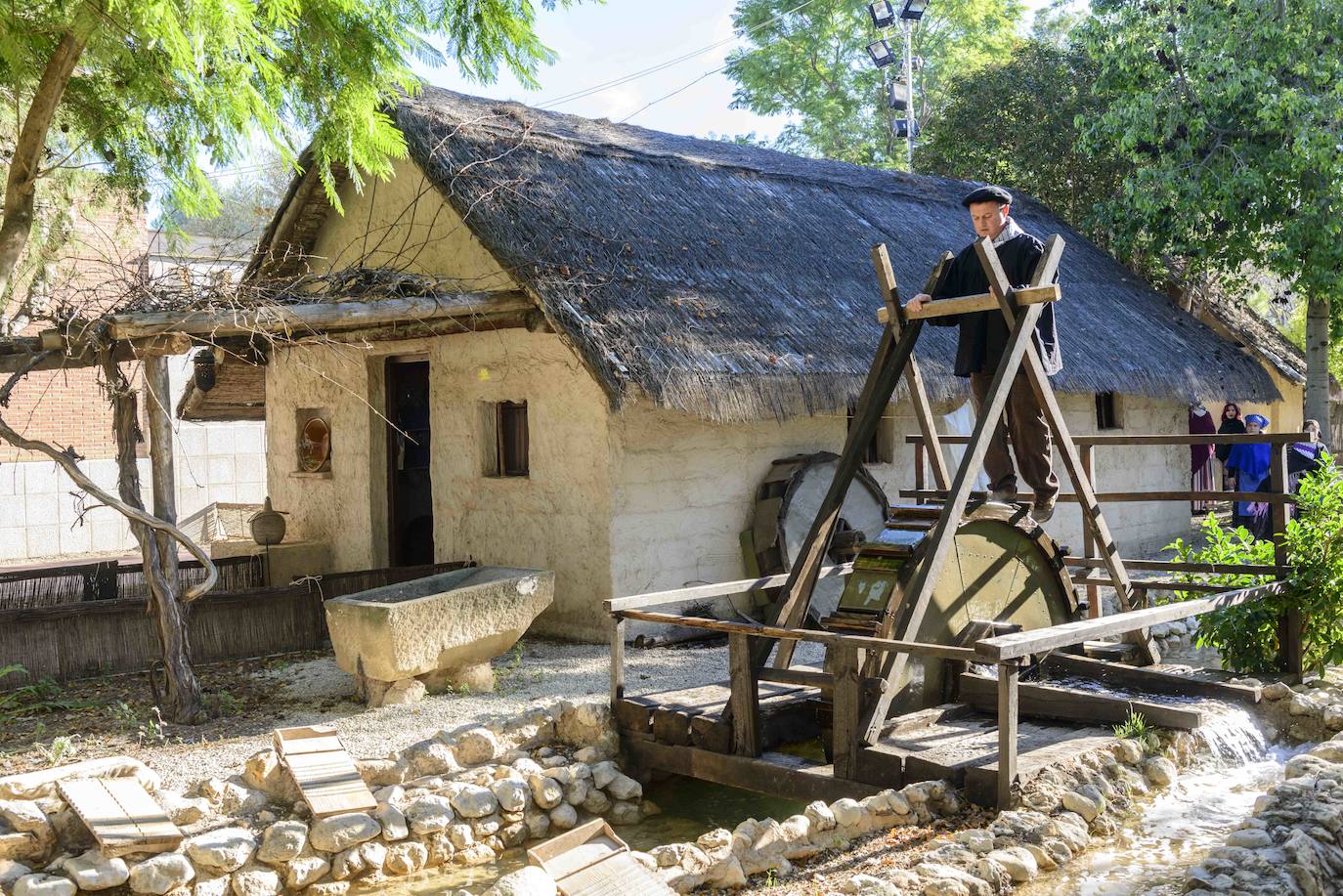 Fotos: La Navidad vuelve a cobrar vida en El Raal