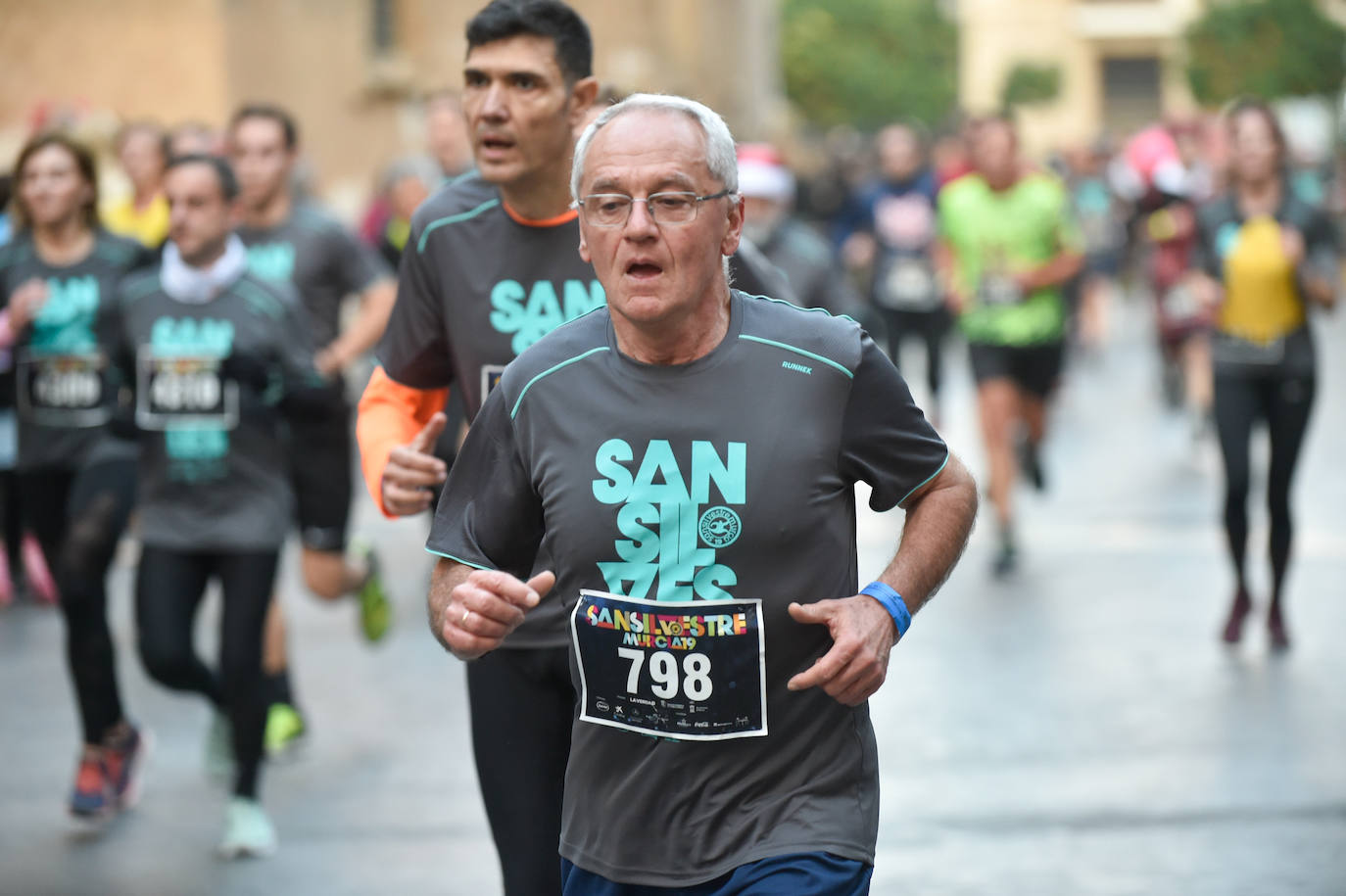 Miles de corredores despiden el año en la prueba que organiza LA VERDAD. 