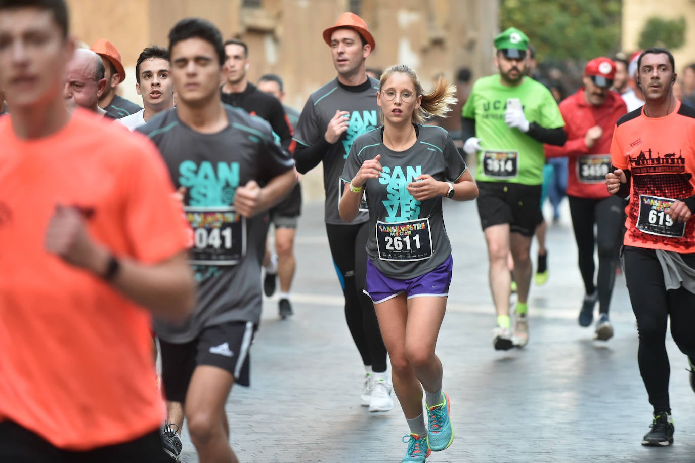 Miles de corredores despiden el año en la prueba que organiza LA VERDAD. 