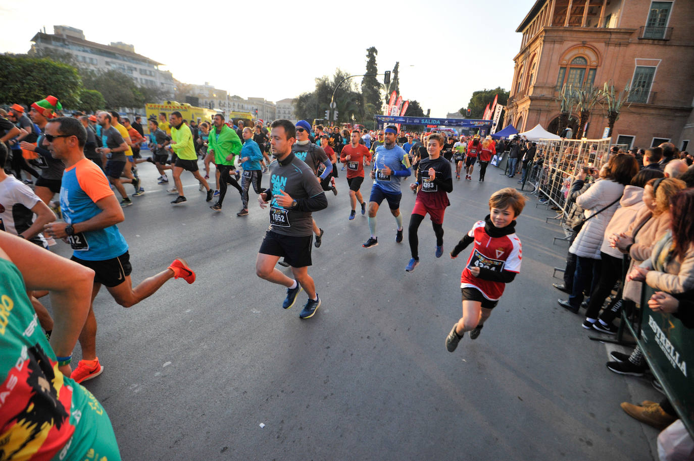 Cerca de 5.000 corredores no se han querido perder esta experiencia y han conseguido batir el récord de participación