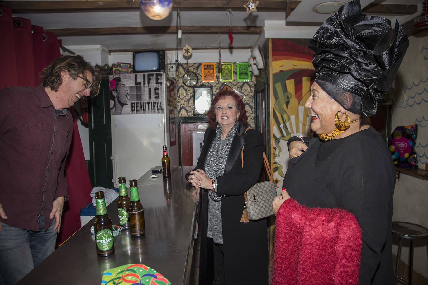 Los cartageneros recibieron al 2020 con sus mejores galas y muchas ganas de diversión.