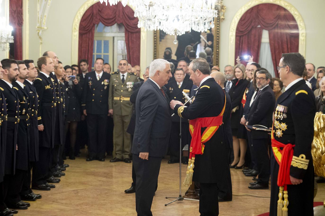 El almirante de Acción Marítima destaca la «ayuda» durante la DANA y las misiones para «garantizar la seguridad» de España. 