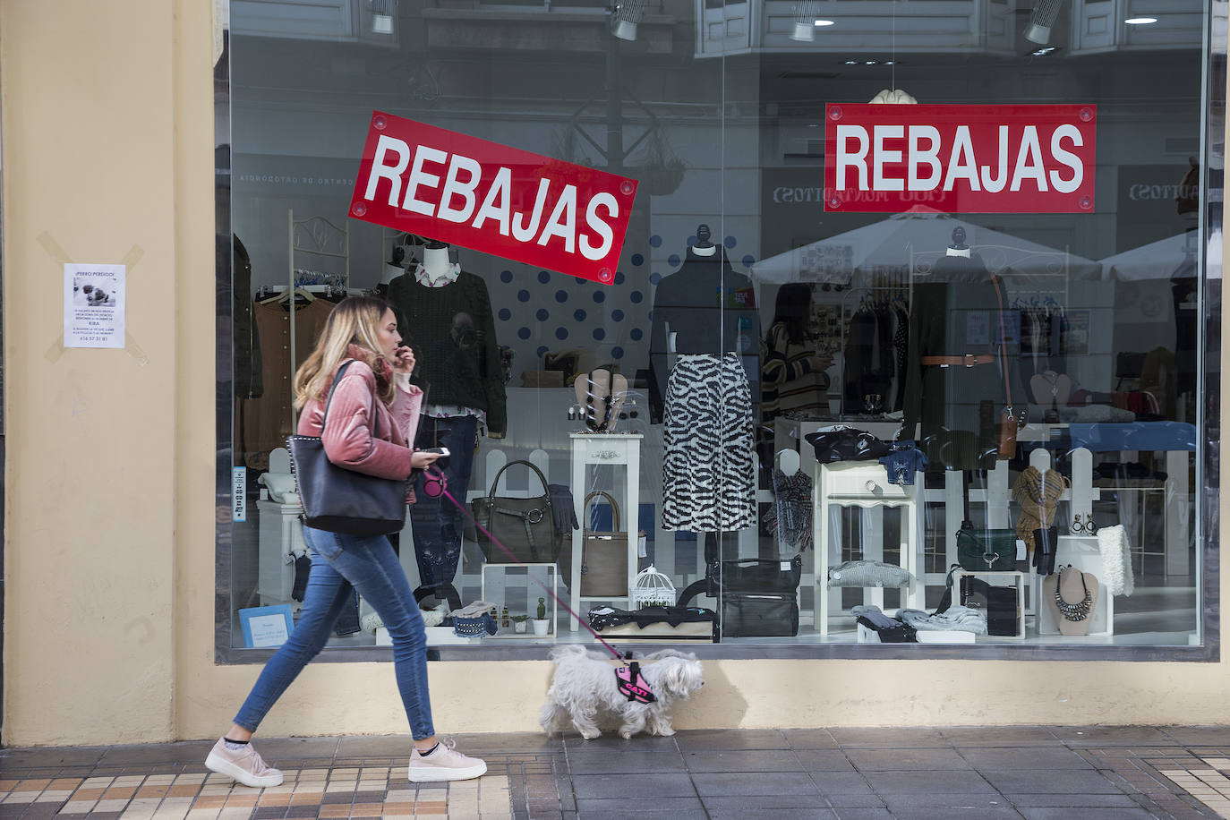 Las tiendas hacen descuentos de entre el 20% y el 70% para resarcirse de un otoño flojo.