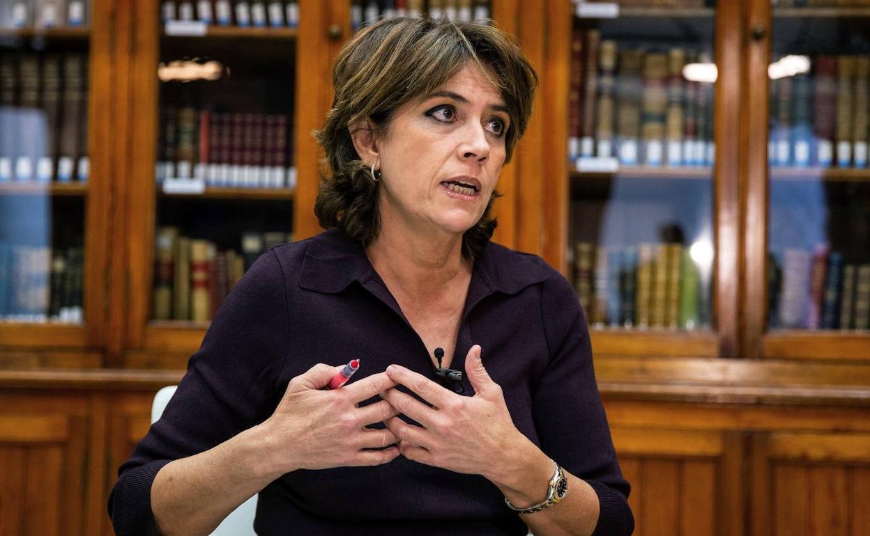 Dolores Delgado deja de ser ministra de Justicia. 