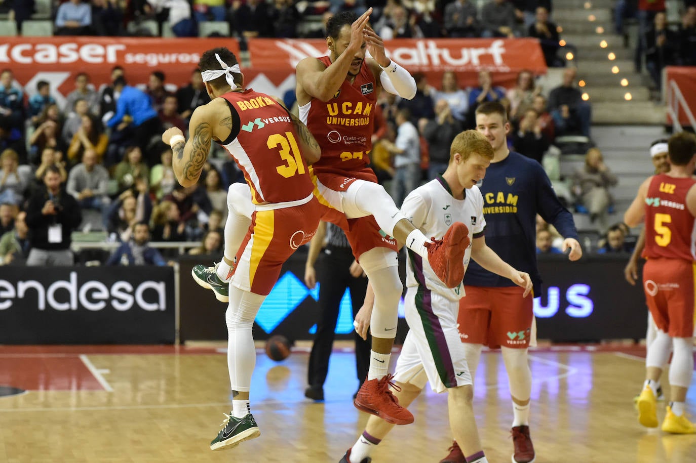 Los universitarios dicen adiós a sus ocho tropiezos consecutivos con su quinta victoria, sostenida en una gran defensa, mejora del juego colectivo y un Eddie autor de 27 puntos