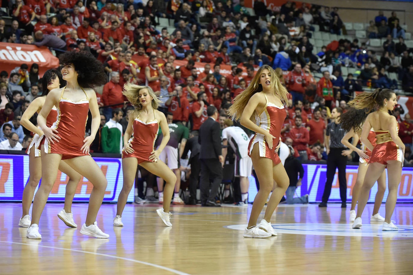 Los universitarios dicen adiós a sus ocho tropiezos consecutivos con su quinta victoria, sostenida en una gran defensa, mejora del juego colectivo y un Eddie autor de 27 puntos