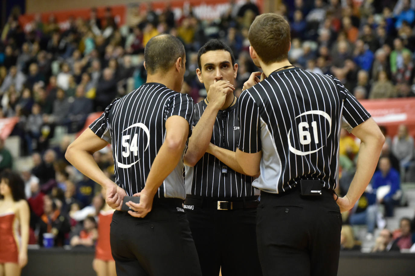 Los universitarios dicen adiós a sus ocho tropiezos consecutivos con su quinta victoria, sostenida en una gran defensa, mejora del juego colectivo y un Eddie autor de 27 puntos