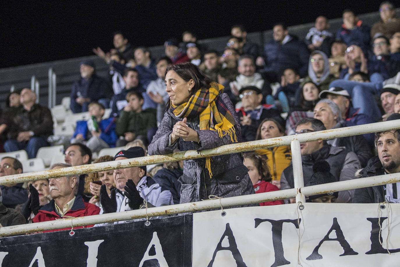 Los albinegros, superiores durante los noventa minutos, remontan y el Girona fuerza la prórroga en el último segundo; los visitantes crecen en la media hora extra, con un jugador más