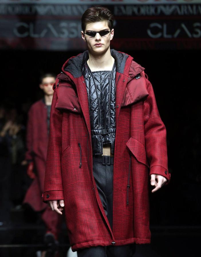 Las propuestas del diseñador Giorgio Armani desfilaron por la Milán Fashion Week.