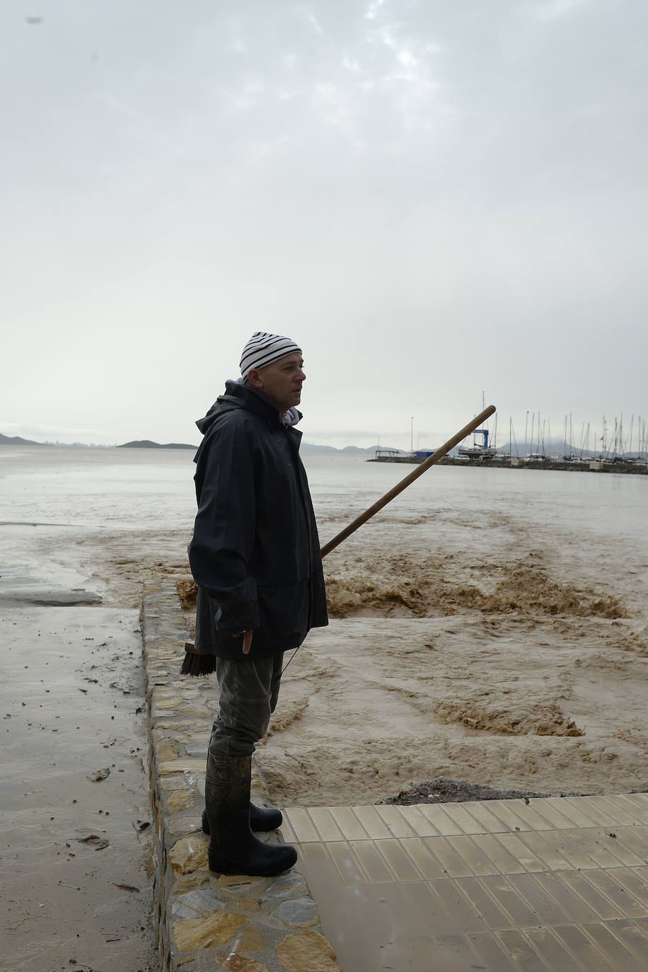 El municipio de Los Alcázares volvió a ser uno de los más afectados por el temporal que recorrió la Región