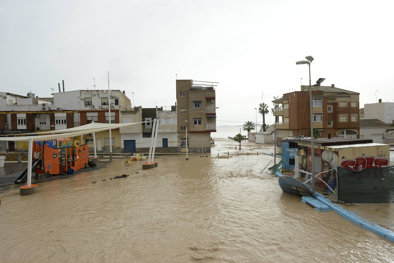 El municipio de Los Alcázares volvió a ser uno de los más afectados por el temporal que recorrió la Región