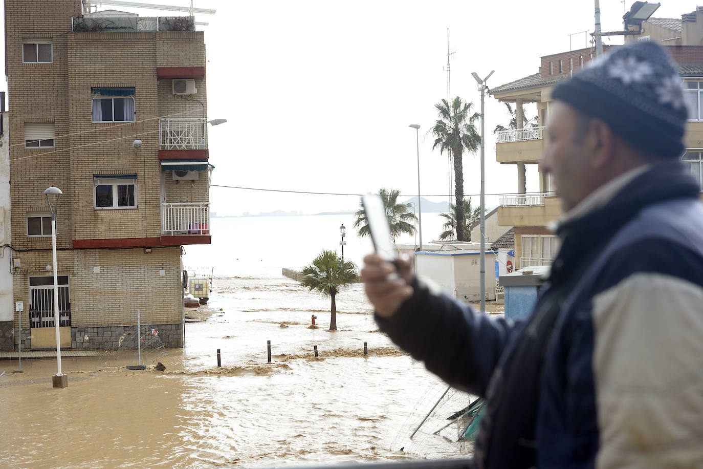 El municipio de Los Alcázares volvió a ser uno de los más afectados por el temporal que recorrió la Región