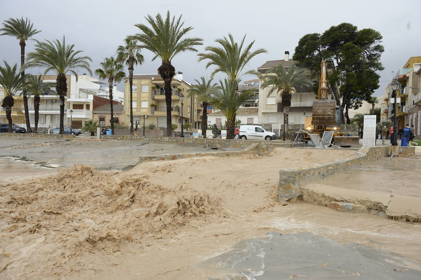 El municipio de Los Alcázares volvió a ser uno de los más afectados por el temporal que recorrió la Región