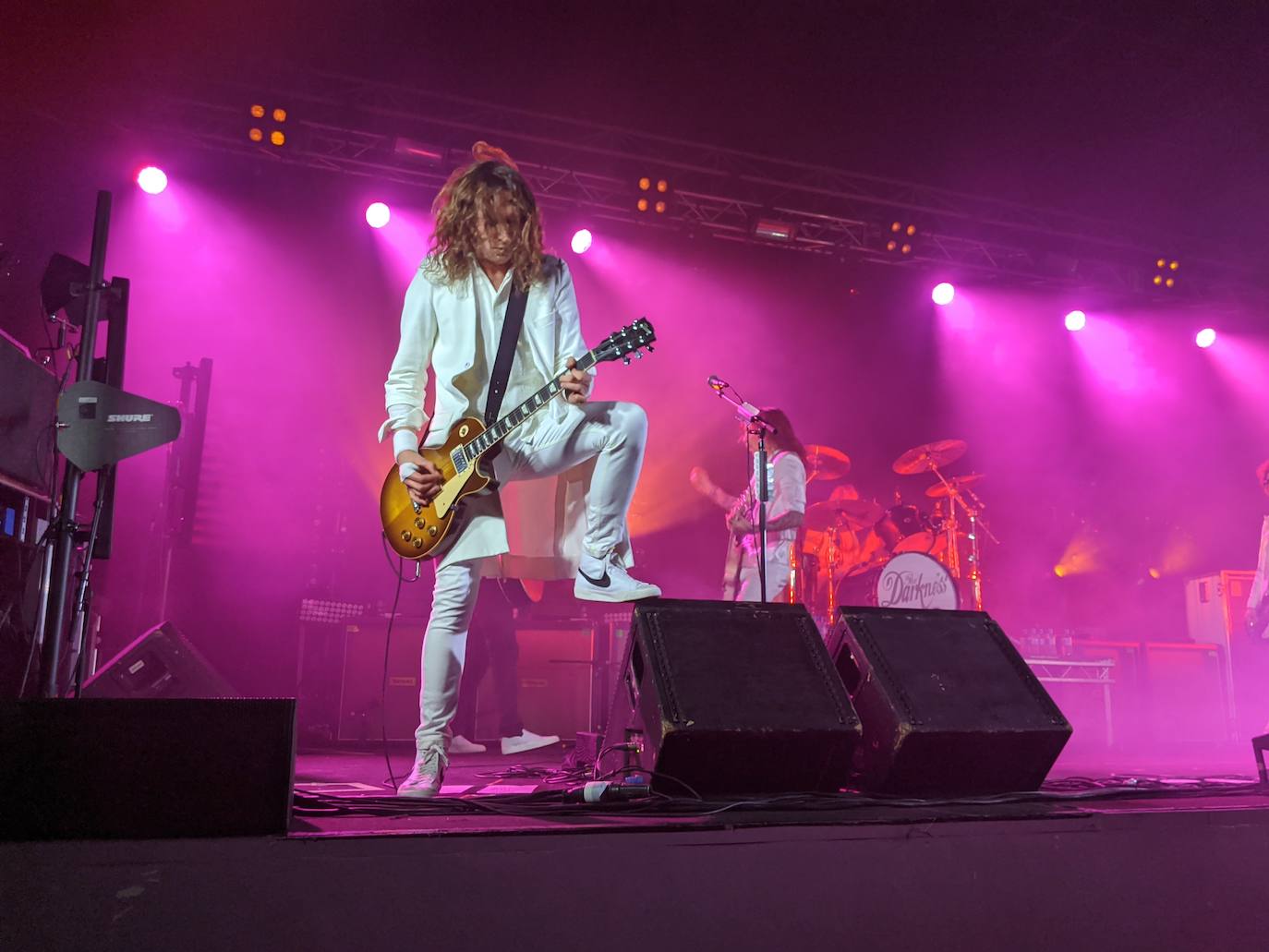 Fotos: The Darkness recuerda en Murcia cuando el rock era diversión