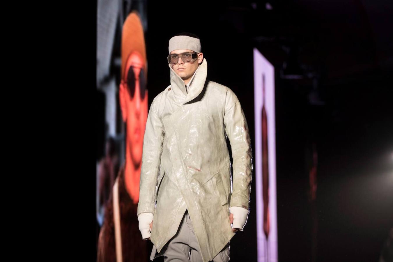 El diseñador germano-persa Boris Bidjan Saberi se despide de las pasarelas en la 080 Barcelona Fashion Week.