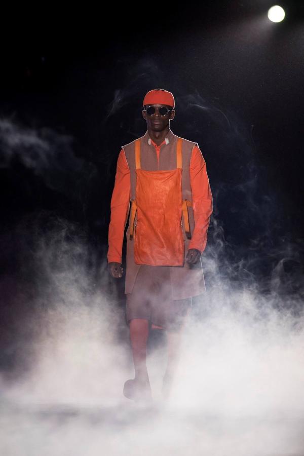 El diseñador germano-persa Boris Bidjan Saberi se despide de las pasarelas en la 080 Barcelona Fashion Week.