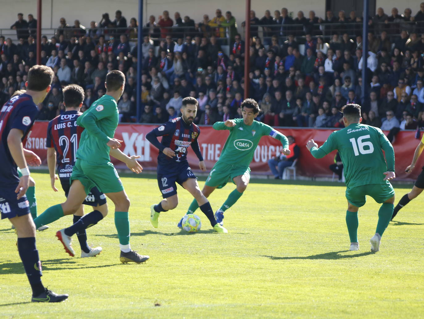 Fotos: Dura derrota del Yeclano ante el San Fernando (0-5)