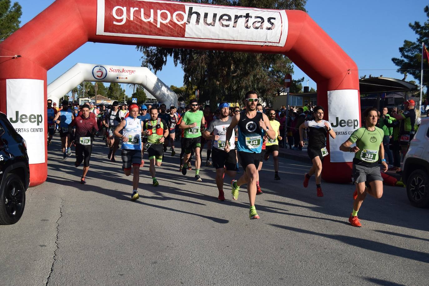 El corredor del Trail Santomera completa los 26 kilómetros en un tiempo de 1:55:05, por la marca de 2:15:15 para la deportista del Automenor Running Team