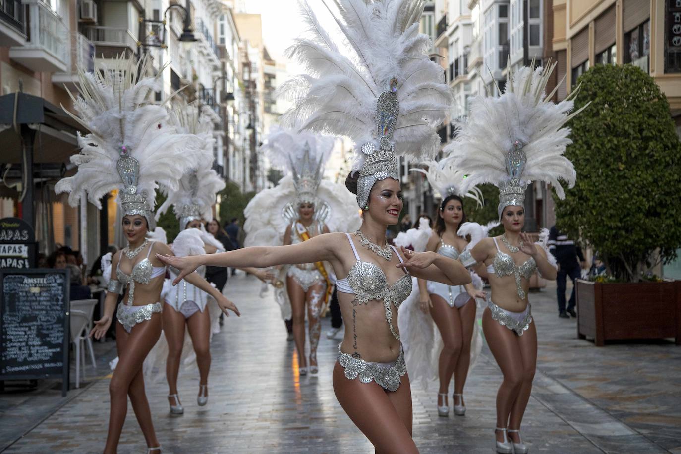 Fotos: La samba marca el inicio del Carnaval en Cartagena