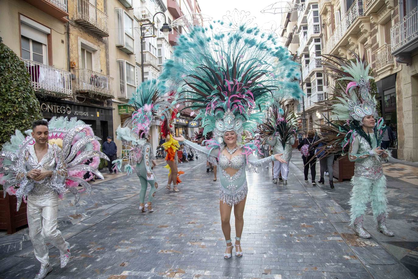 Fotos: La samba marca el inicio del Carnaval en Cartagena