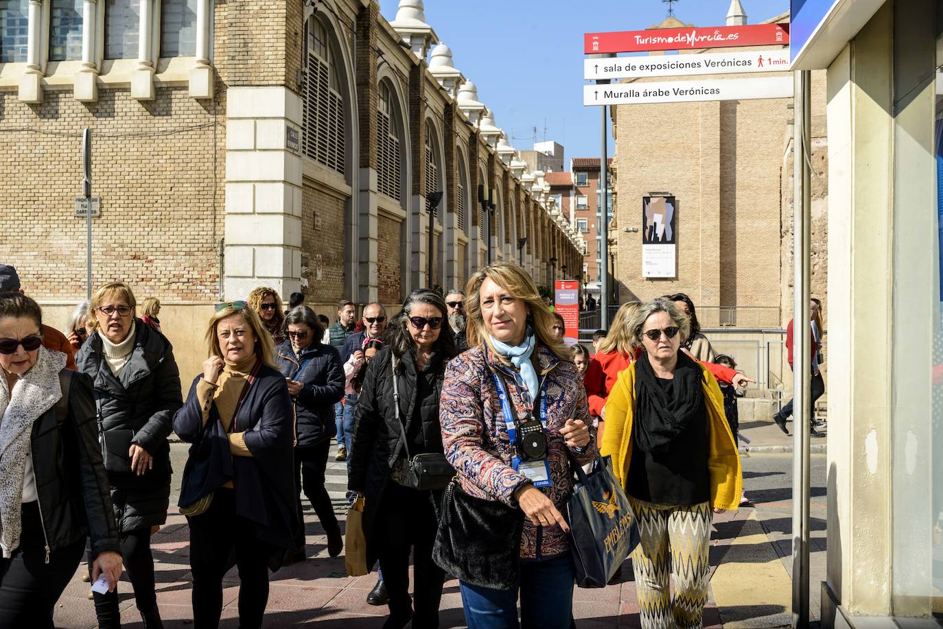 Fotos: Vecinos y turistas disfrutan del nuevo itinerario de la muralla de Murcia