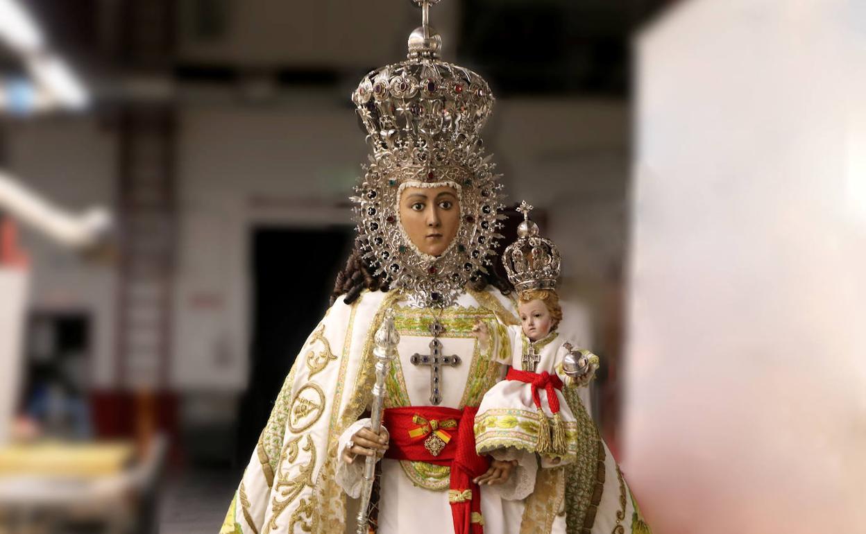 Imagen de la Virgen de la Fuensanta.