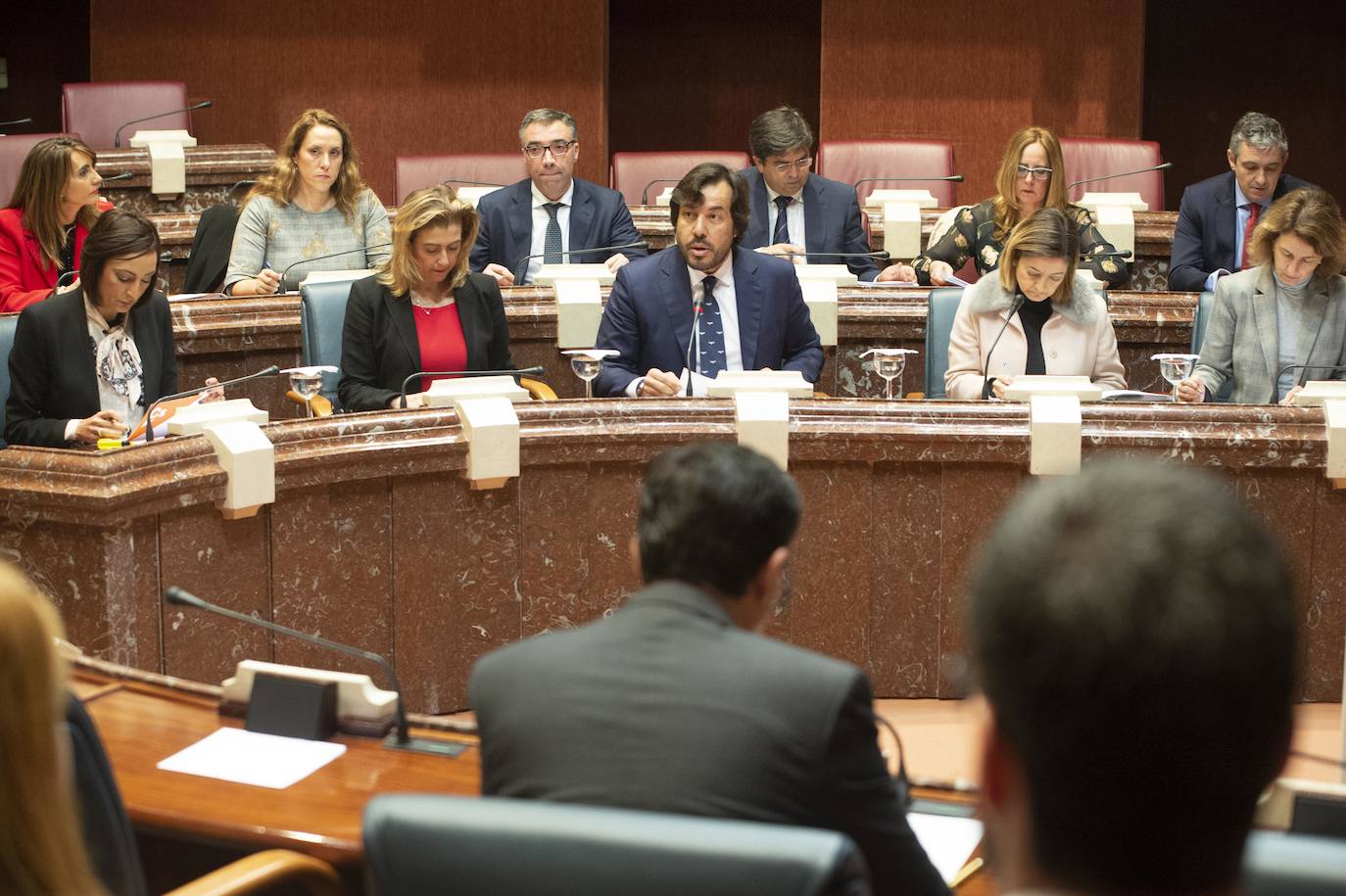 Fotos: La Comunidad evaluará cómo afecta al empleo la degradación del Mar Menor