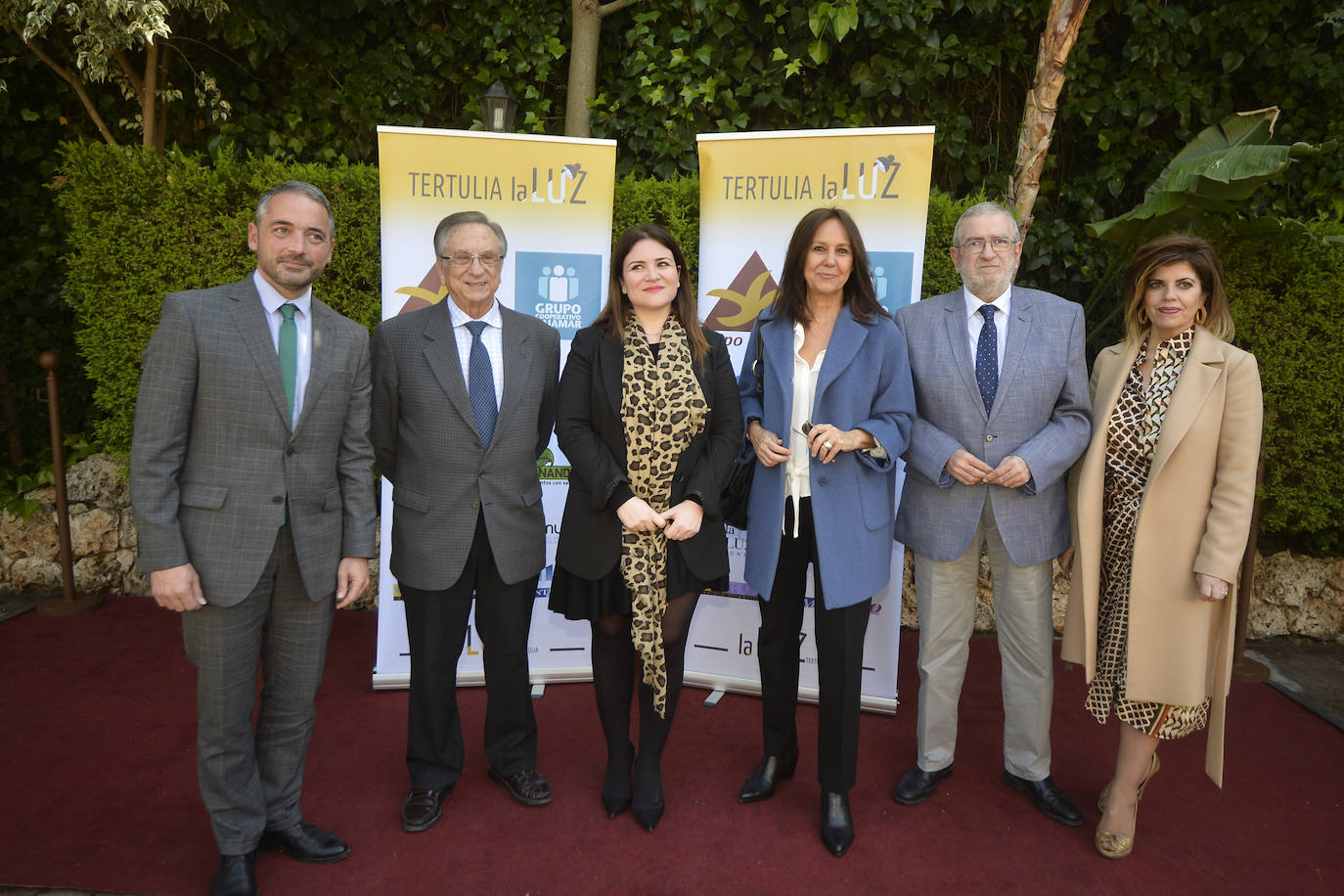 Fotos: La escritora María Dueñas participa en la &#039;Tertulia La Luz&#039;