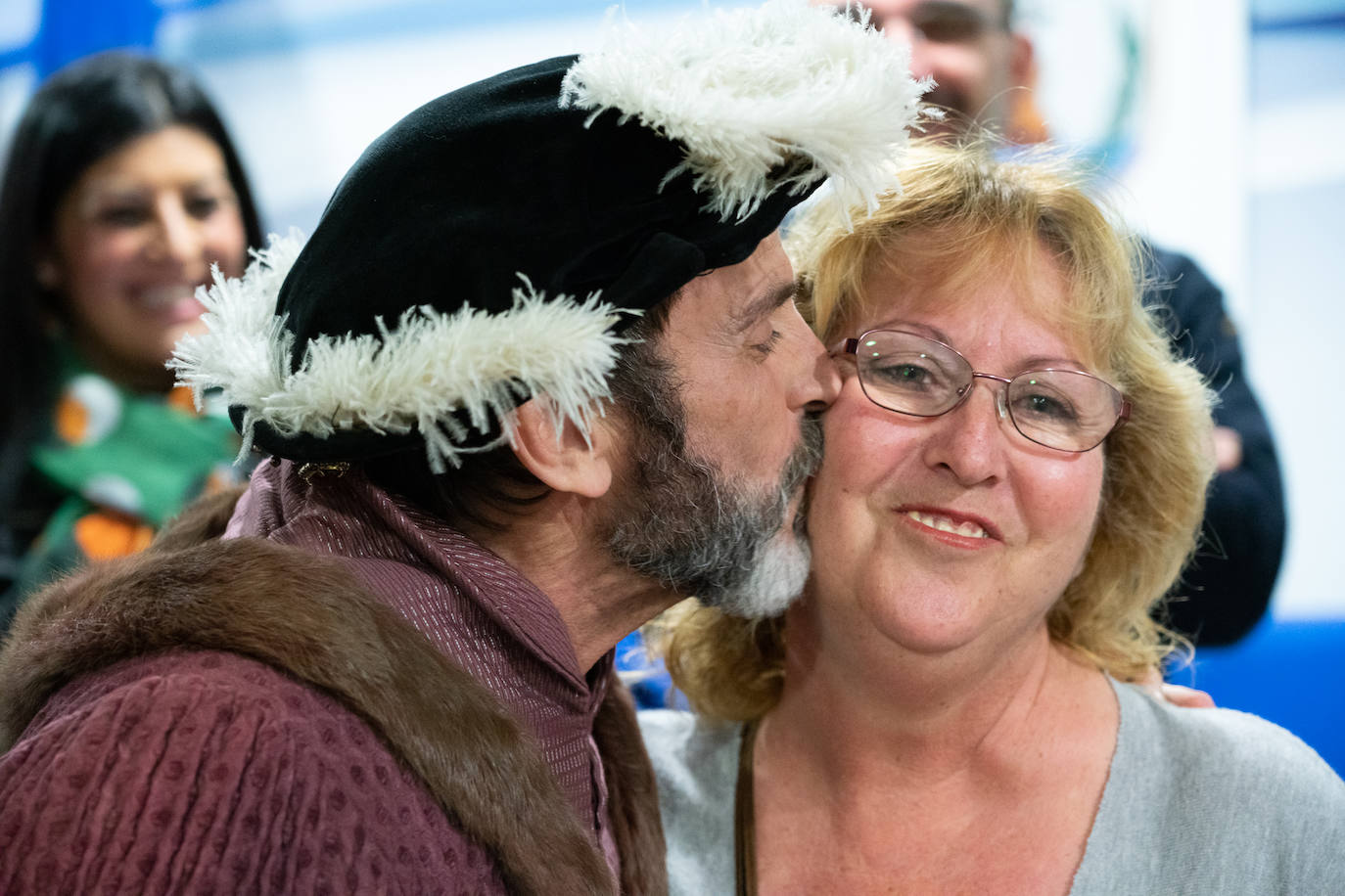 El actor Fernando Tejero se viste de juglar y relata en su pregón cómo habría sido su vida en Águilas: «Me perdí de chaval tener mis días de fútbol en El Rubial».