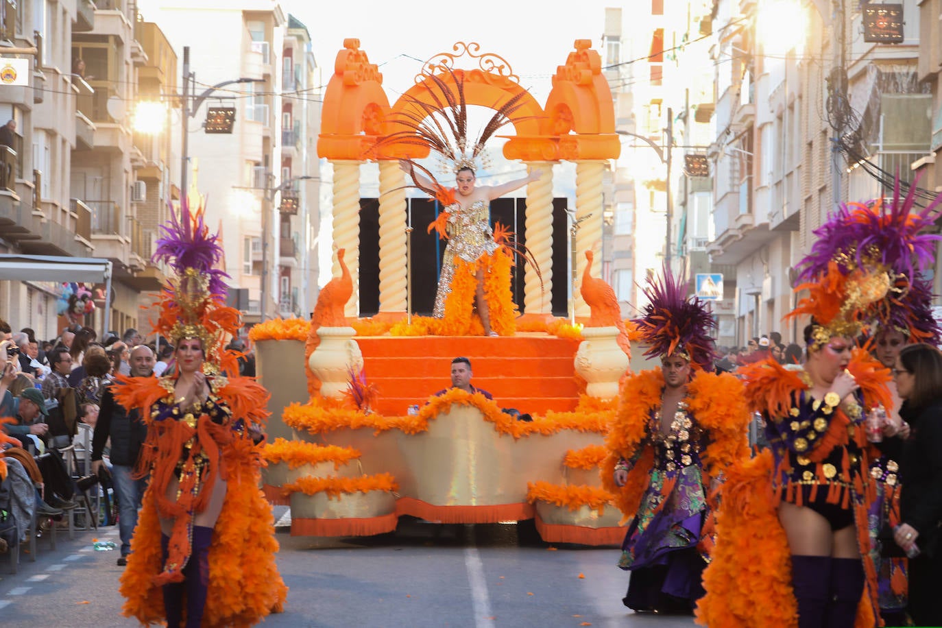 Fotos: Águilas se llena de color en el segunda gran desfile del Carnaval