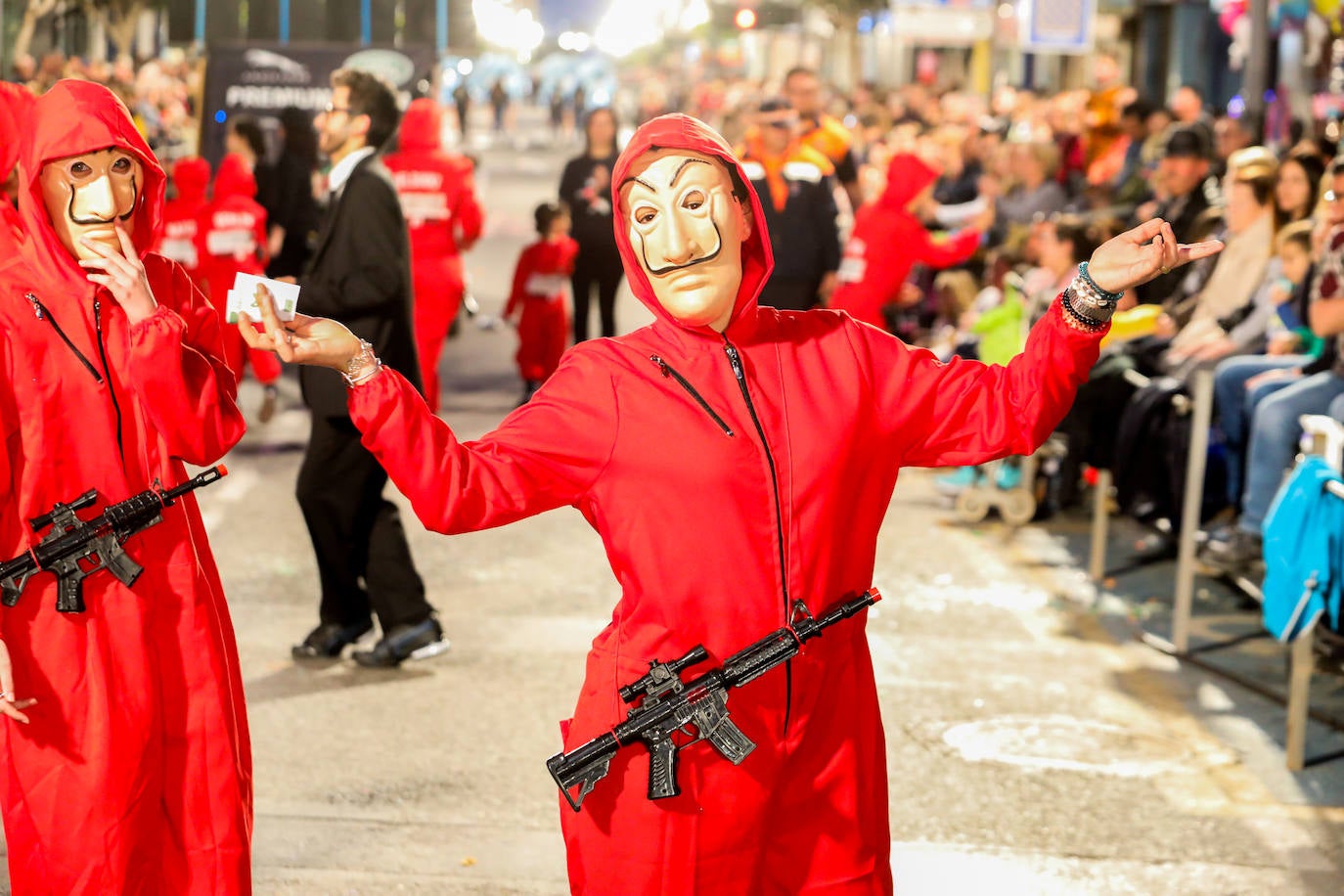 Fotos: Águilas se llena de color en el segunda gran desfile del Carnaval