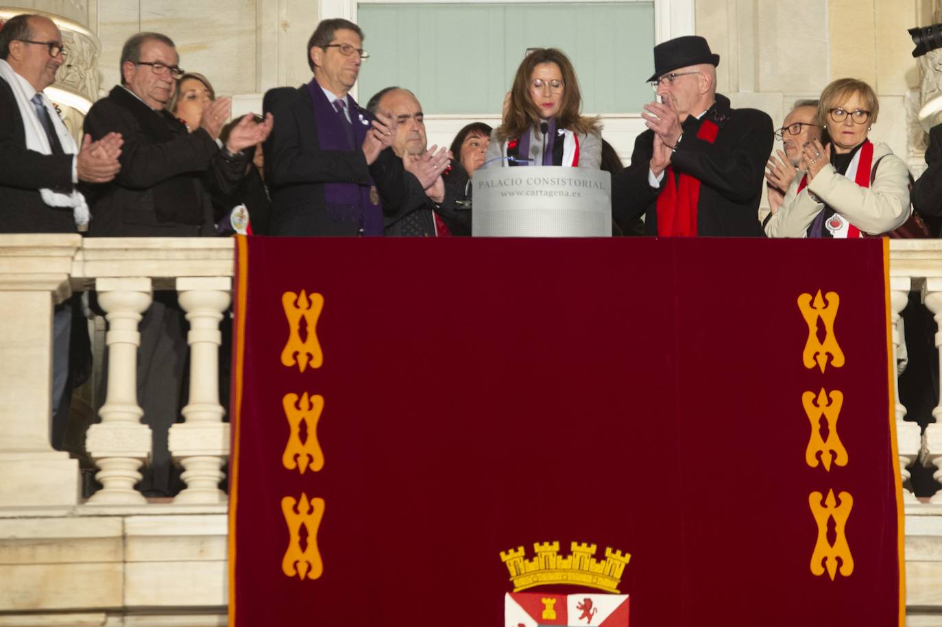 Fotos: Un centenar de funcionarios de Cartagena boicotean el acto de La Llamada