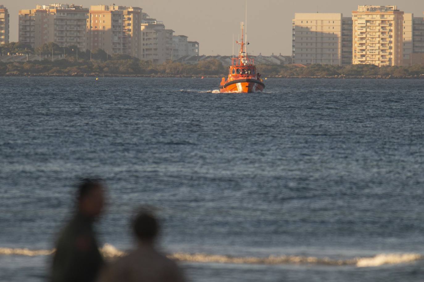 Fotos: Nuevo accidente de un piloto de la AGA en la costa de la Región de Murcia