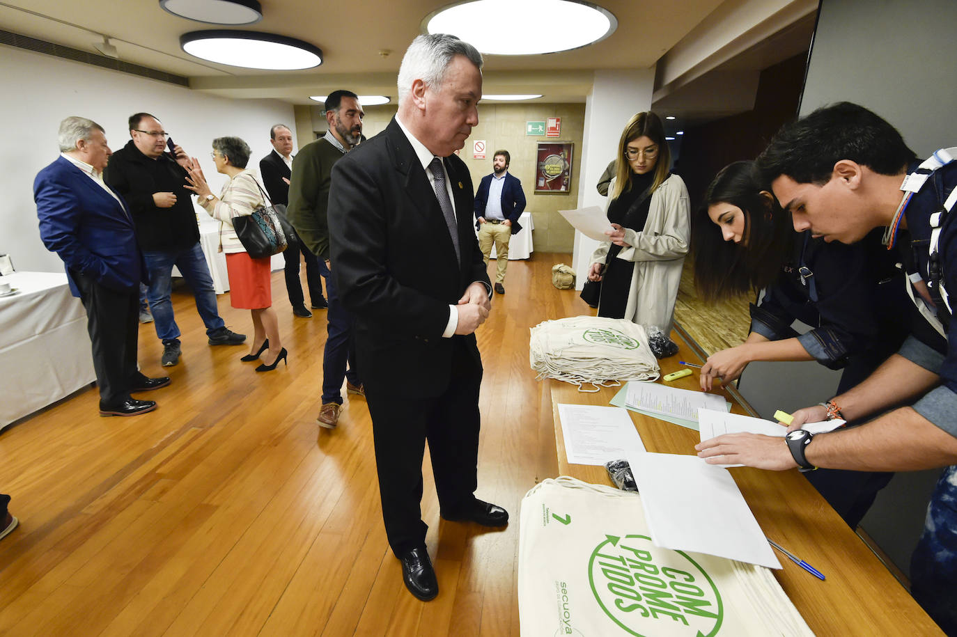 Fotos: Foro &#039;Comprometidos con la movilidad sostenible&#039;