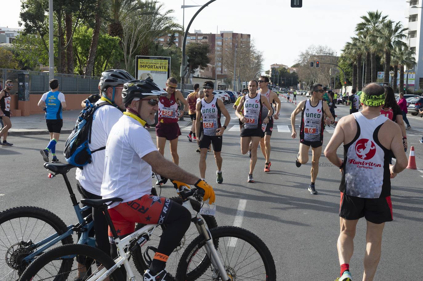 Fotos: Juan Ramón García y Wafiya Benali vencen en la Media Maratón de Cartagena